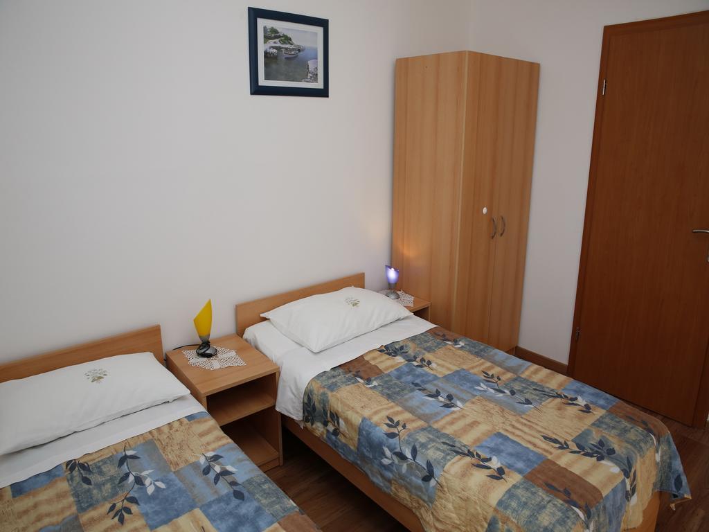 Apartments M&R Spadina Vodice Quarto foto